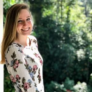 Meet your Posher, Caroline